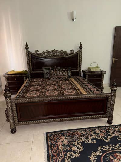 Moving out sale