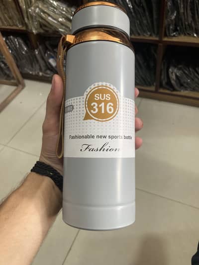 Stanless Steal Hot and Cool Water Bottle