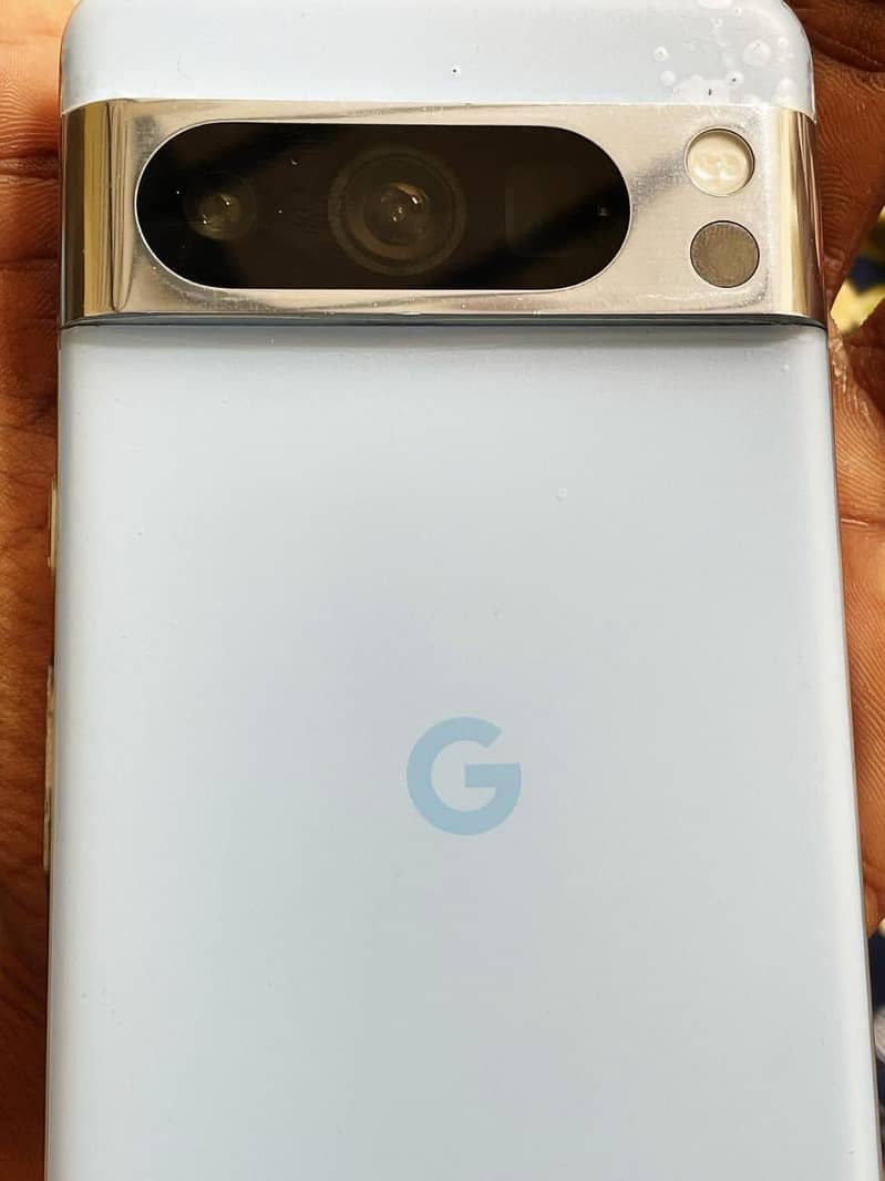 Google Pixel 8 Pro 2