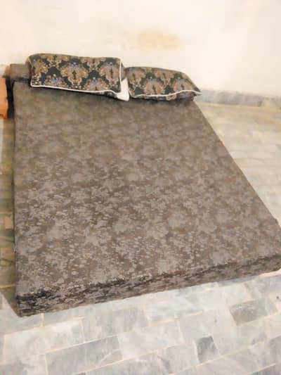 Home new,semi used furniture for sale urgent