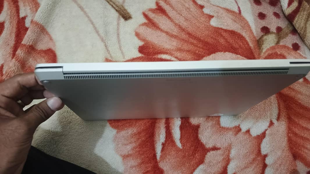 Microsoft Surface laptop 1 2