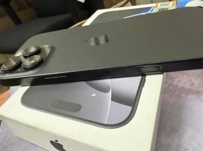 Apple iPhone 16 Pro Max