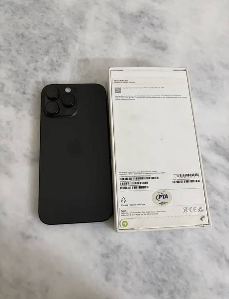 Apple iPhone 16 Pro Max 1