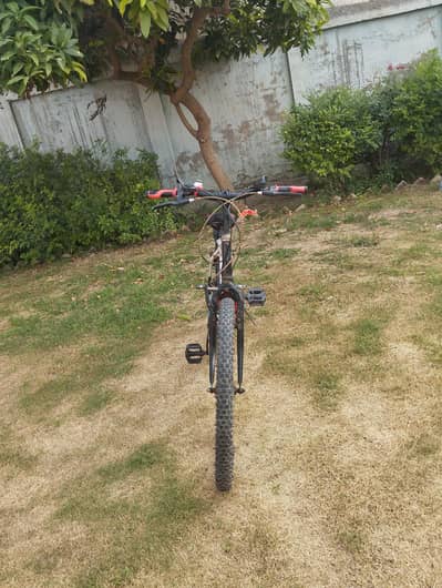 Gear cycle for sale 25000/- Contact no 03309317777