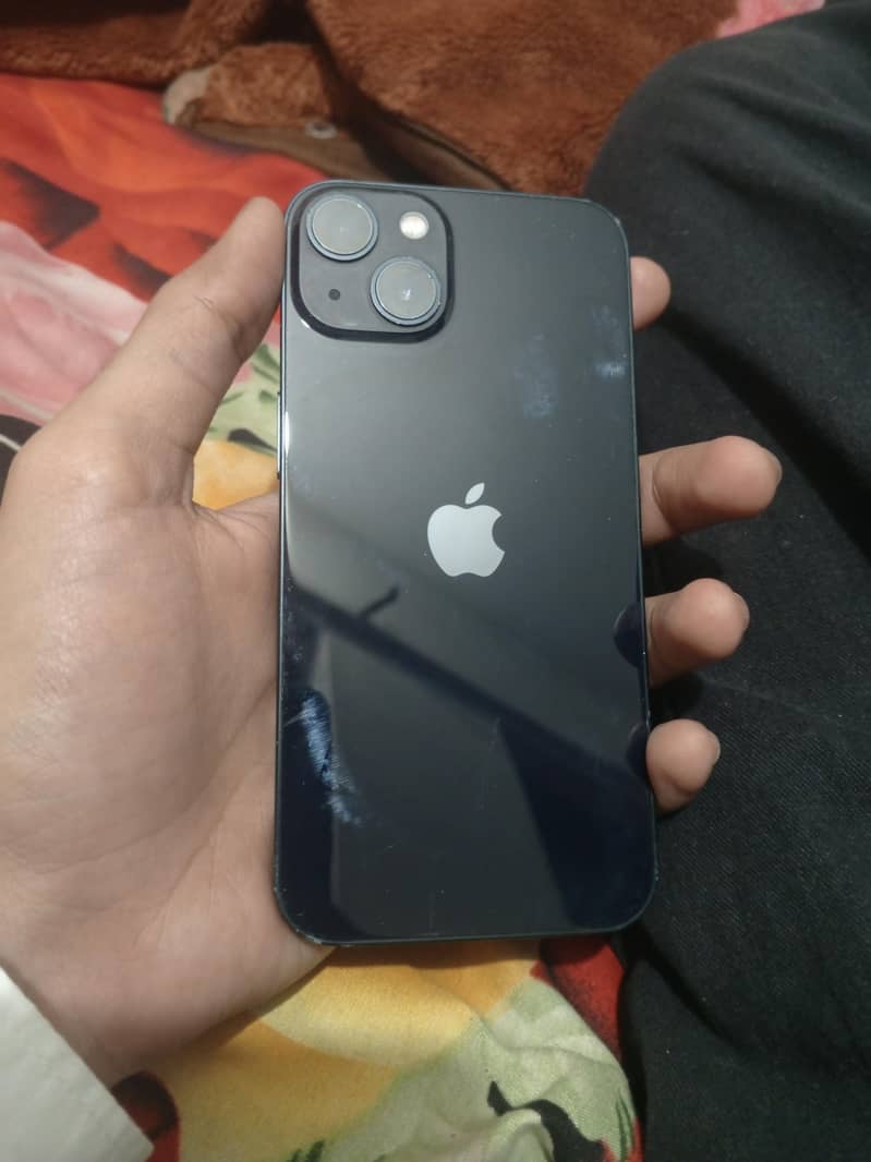 Apple iPhone 13 0