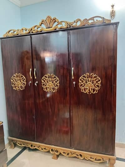 Luxury & Branded Furniture