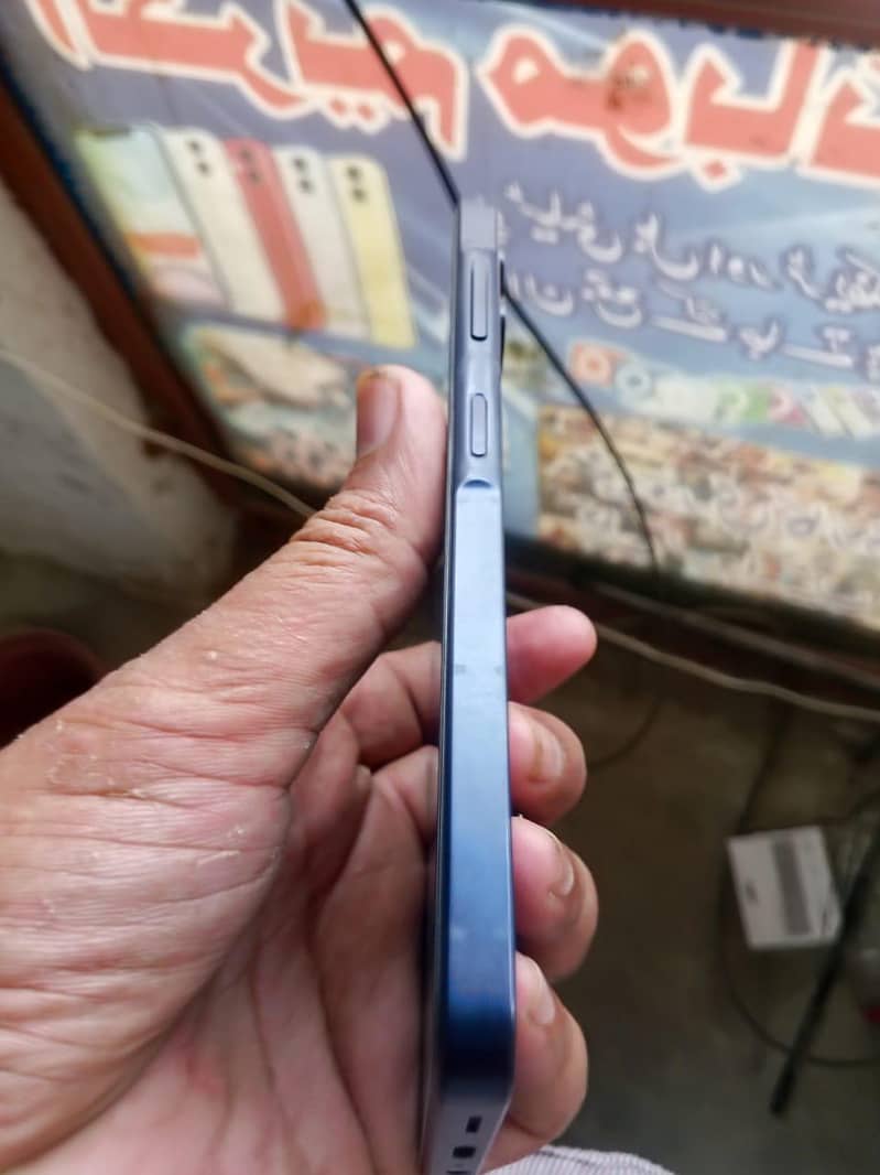 Samsung a06 4