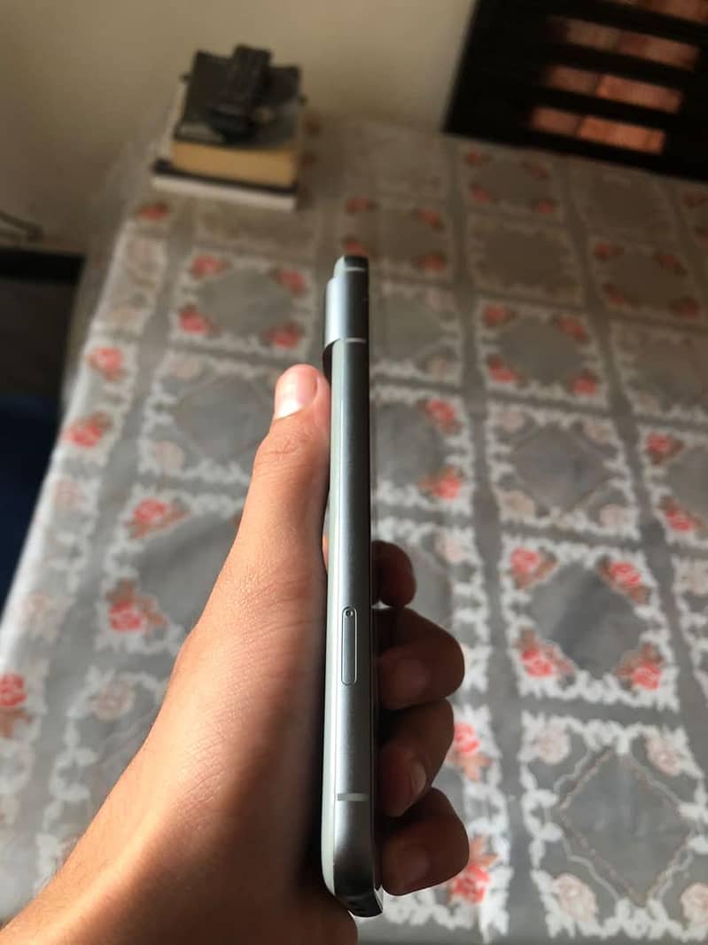 pixel 8 4