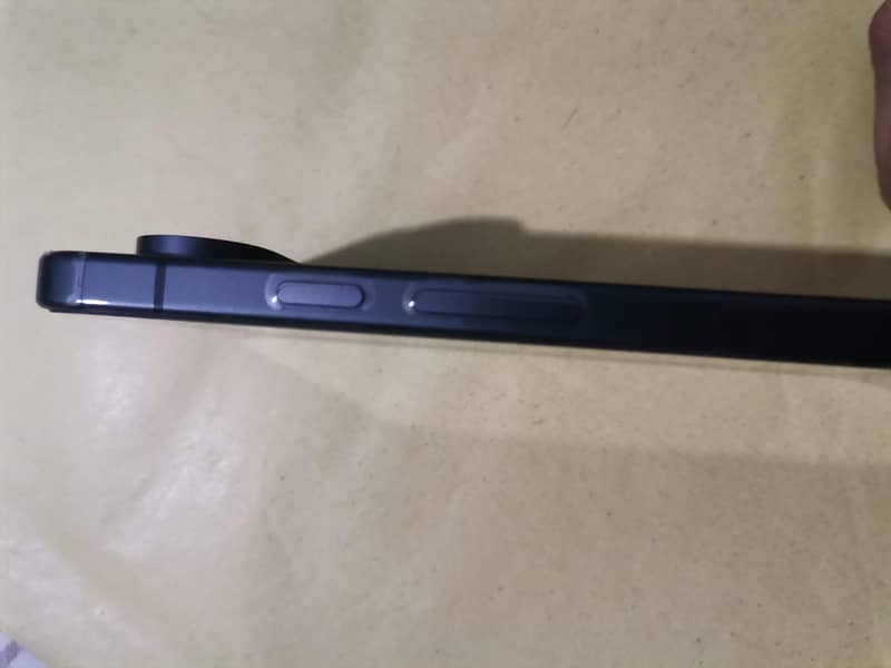 Google Pixel 9 5