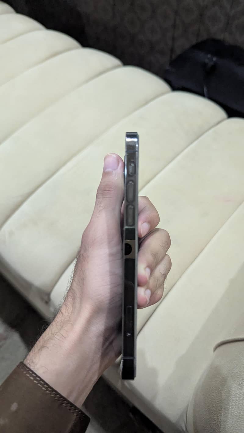 Apple iPhone 12 Pro 5