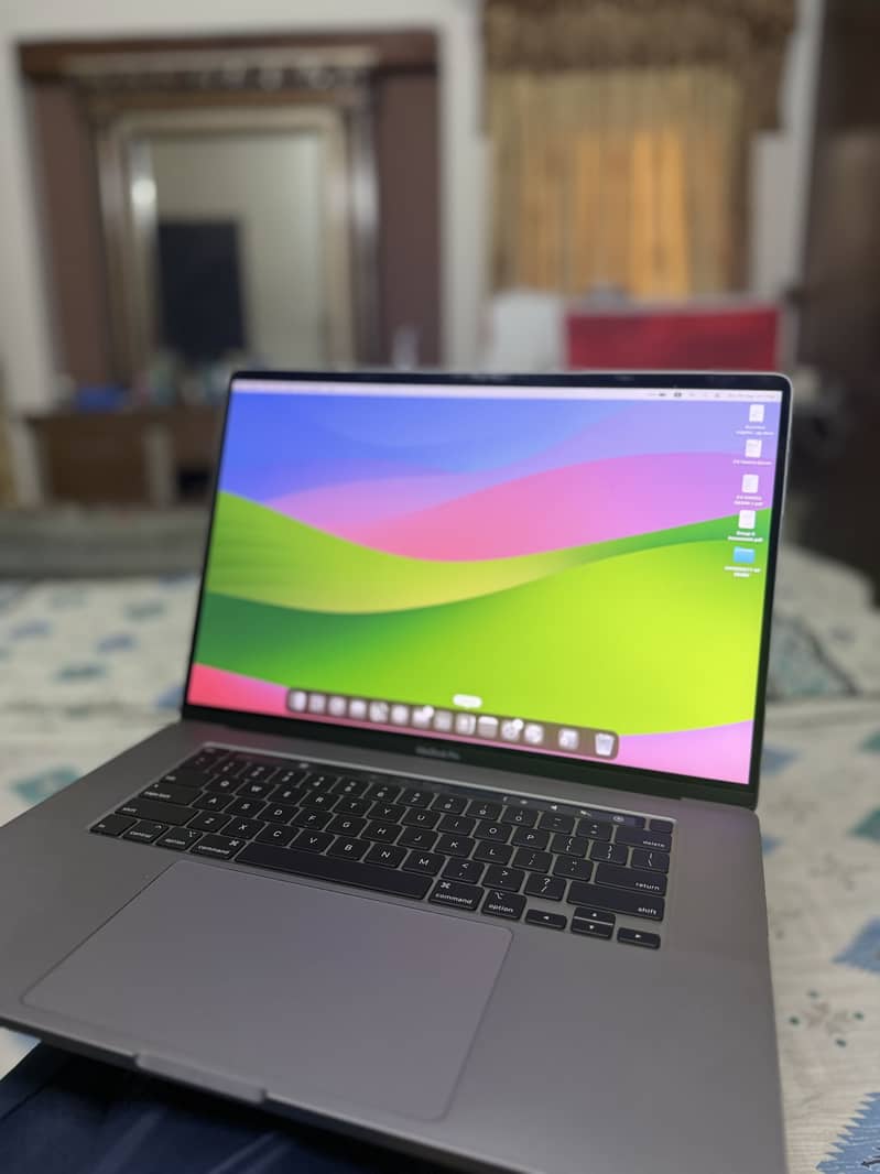 MacBook Pro 2019 2