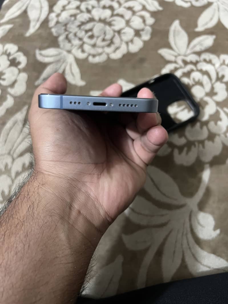 Apple iPhone 14 1