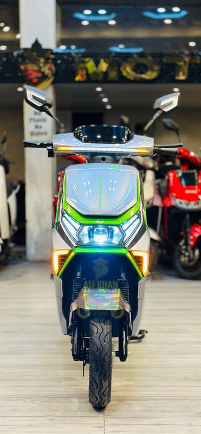 Scooty Kings Yadea Metro Evee Evon Okla EV Female scooty  Ramza