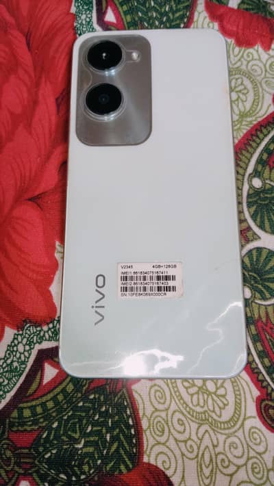Vivo Y18