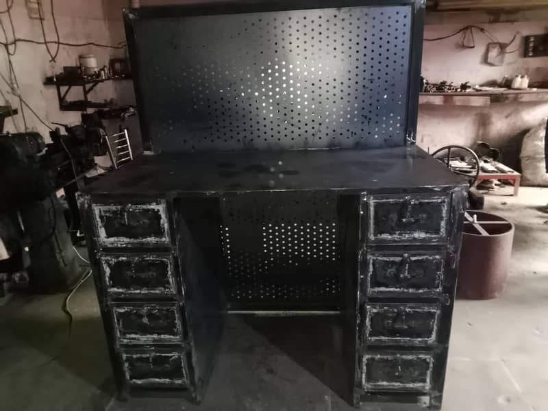 tool rack 0