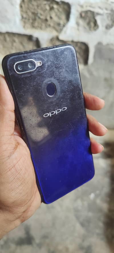 OPPO F9 (4/64) Duel sim Official Approved (Fix price)10/8 condition