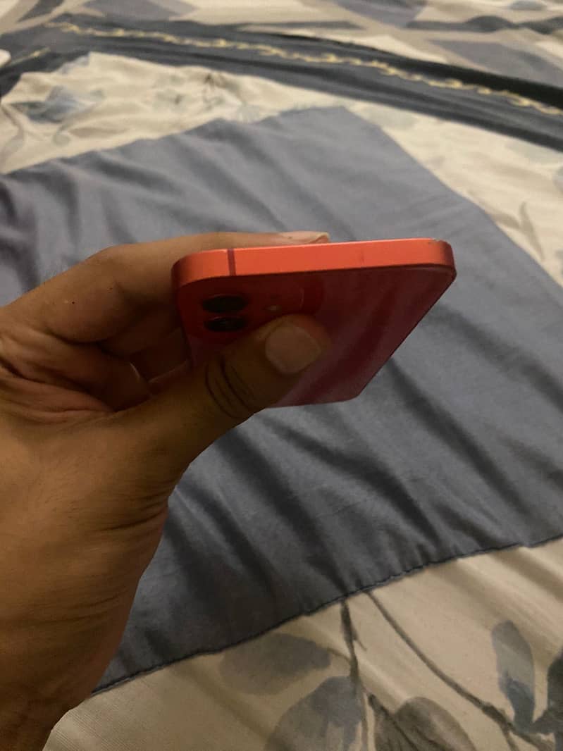 Apple iPhone 12 3