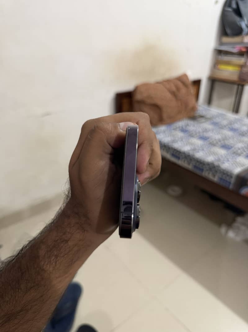 Apple iPhone 14 Pro Max 5