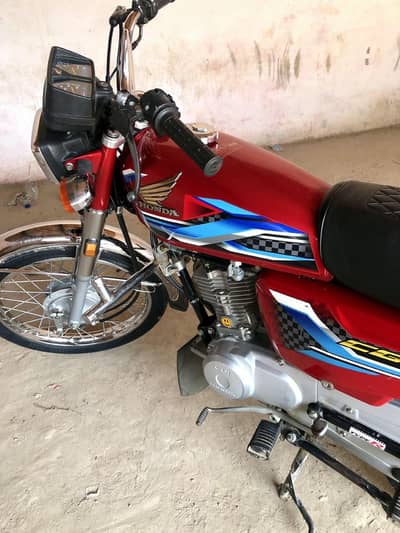 Honda 125 Model-24