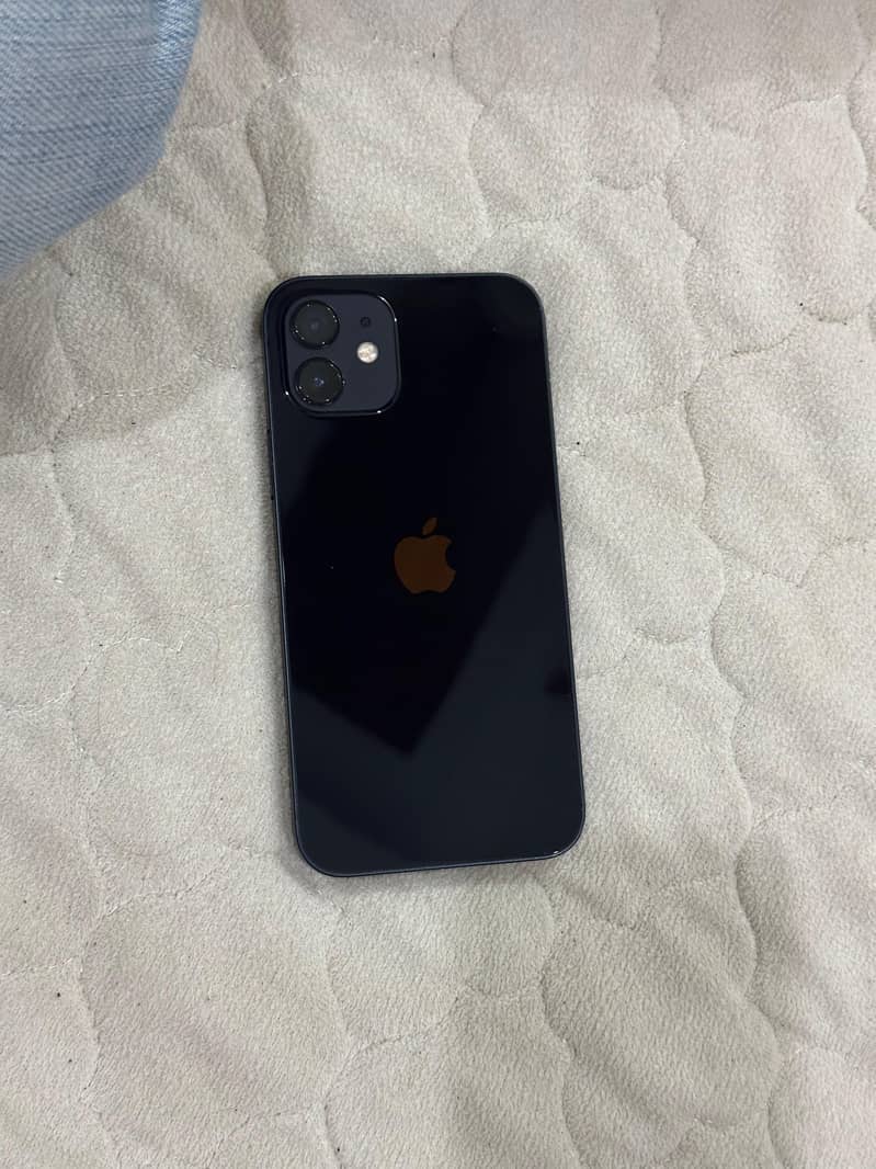 Apple iPhone 12 2