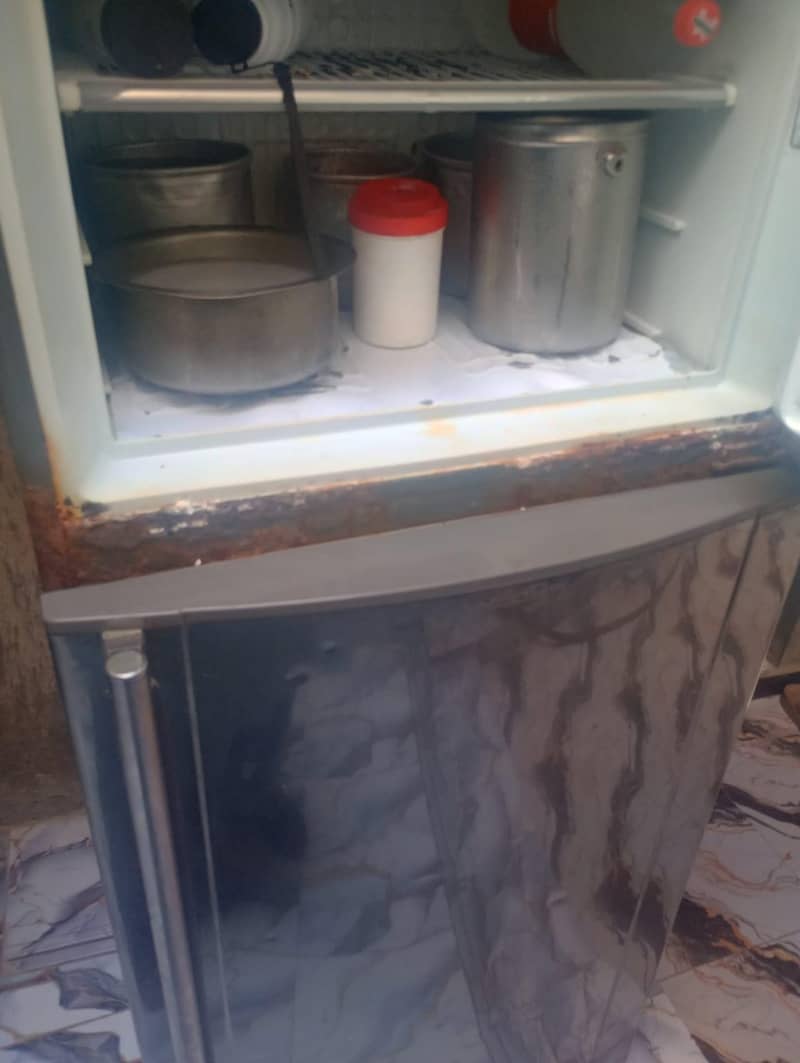 refridgerater 2