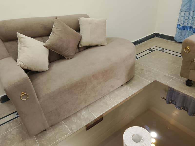 7 seater sofa 1