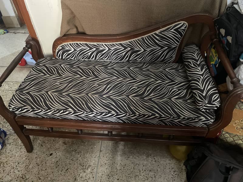 Dewan sofa set 0