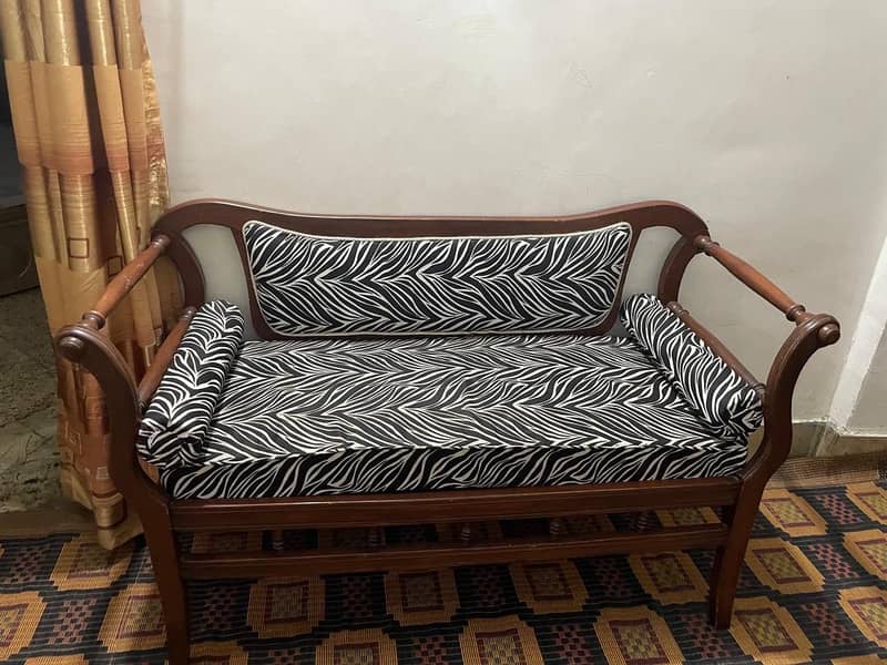 Dewan sofa set 2