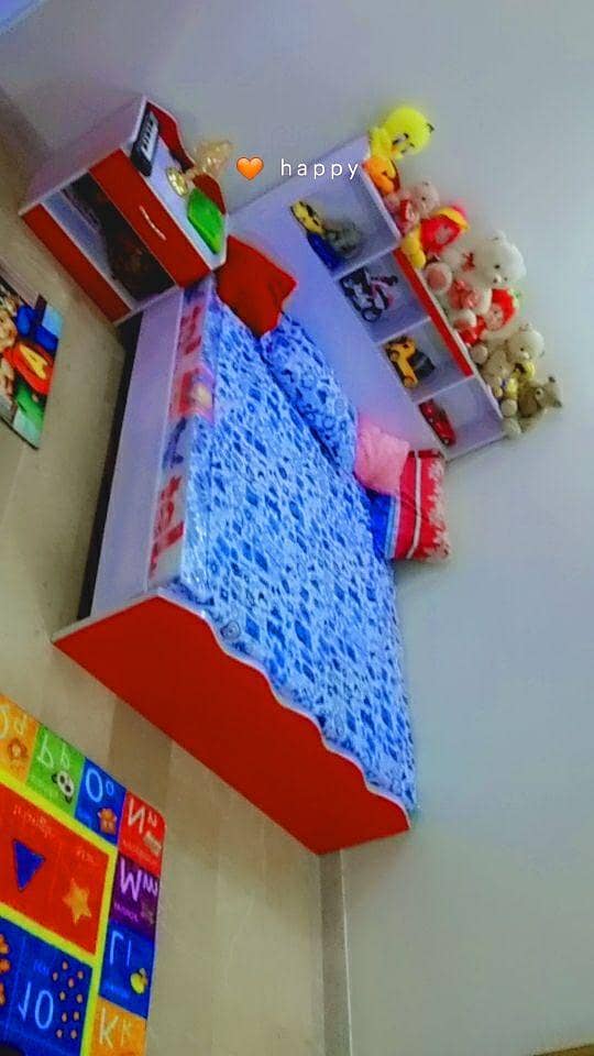 bed set with almari 1
