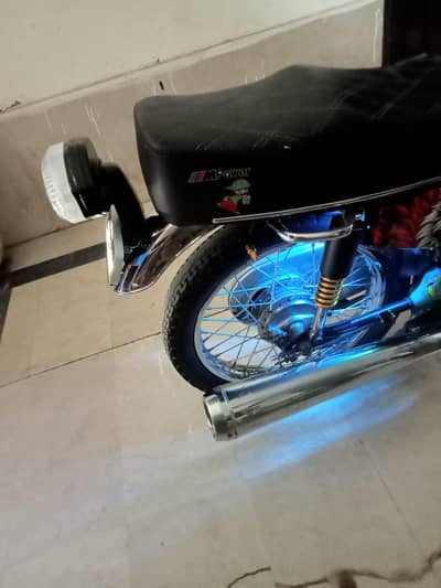 model 2016 125 total original  03,26,63,00,6,25