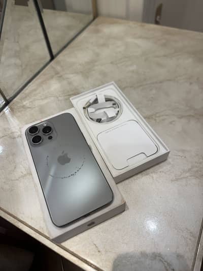 Apple iPhone 15 Pro Max