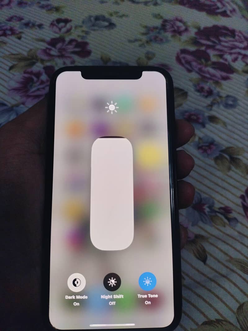 Apple iPhone 11 Pro 4