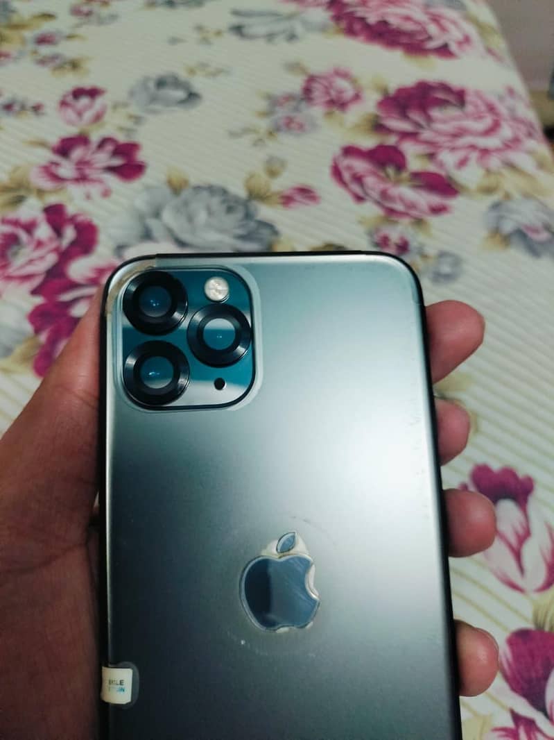 Apple iPhone 11 Pro 5