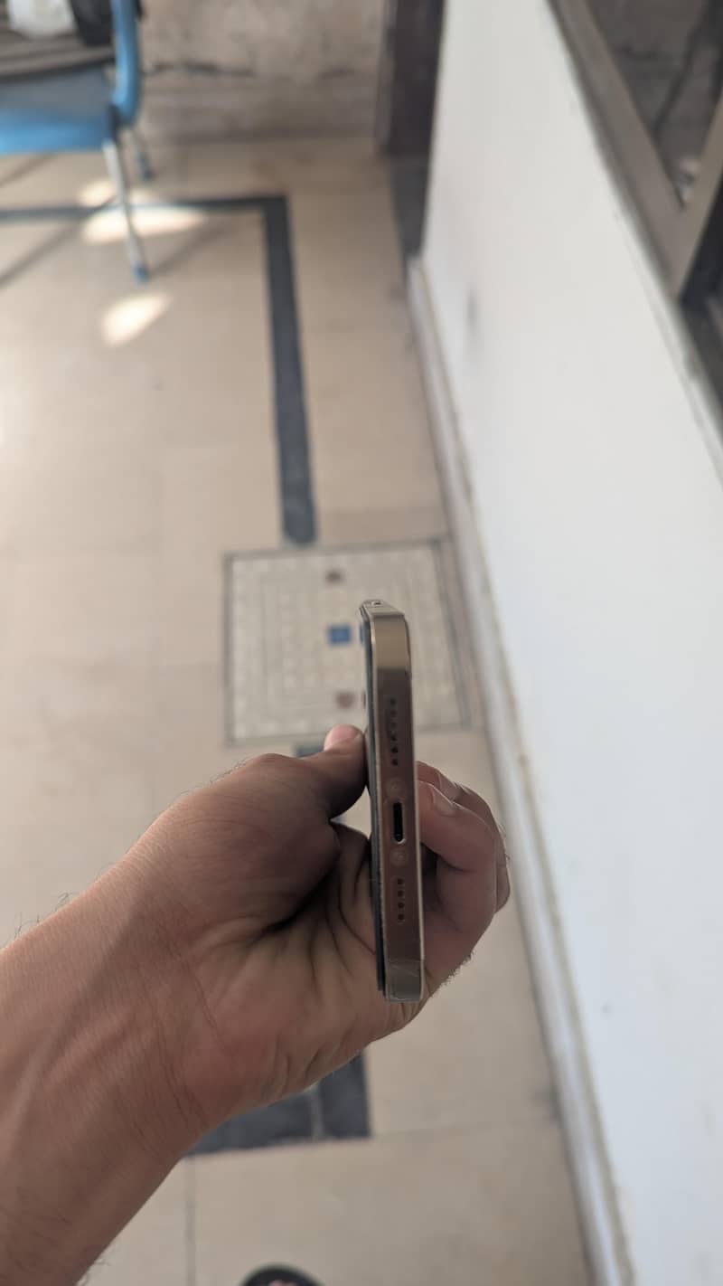 Apple iPhone 12 Pro Max 1