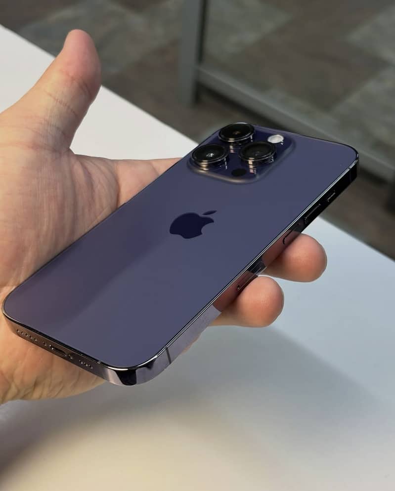 Apple iPhone 14 Pro 1