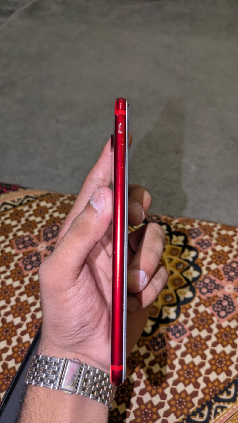 Apple iPhone 7 Plus 5