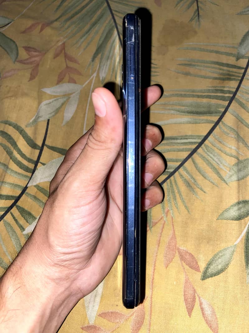 Tecno CAMON 18T 1