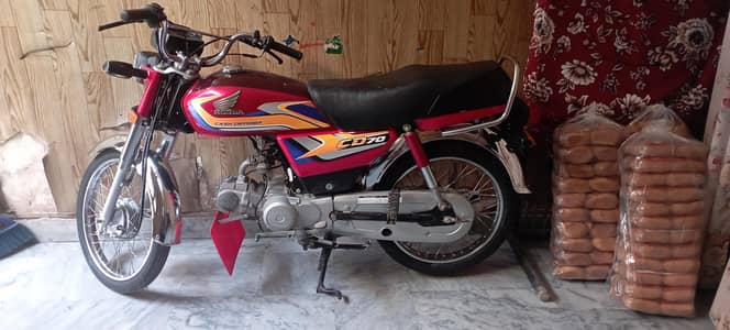 Honda 70 for sale i nmb ni Laga
