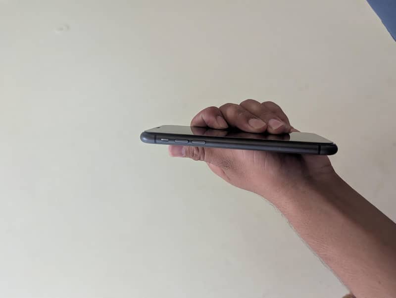 Apple iPhone 11 5