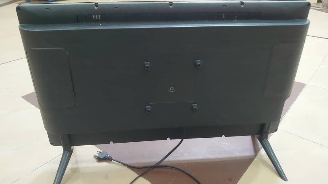 LED TV 1