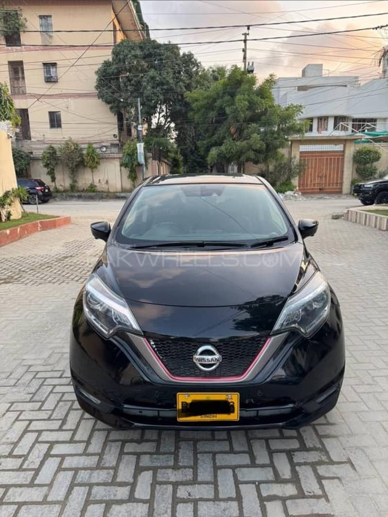 Nissan Note E Power 2016 0
