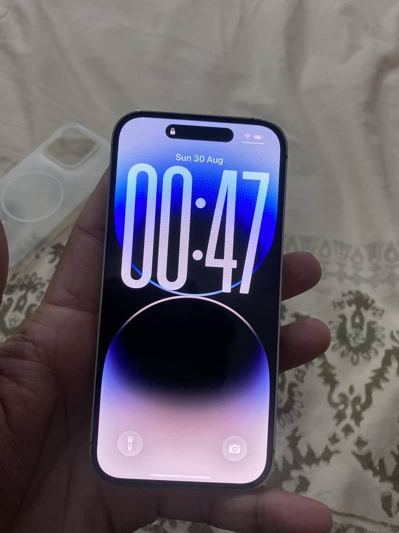 Apple iPhone 14 Pro 1