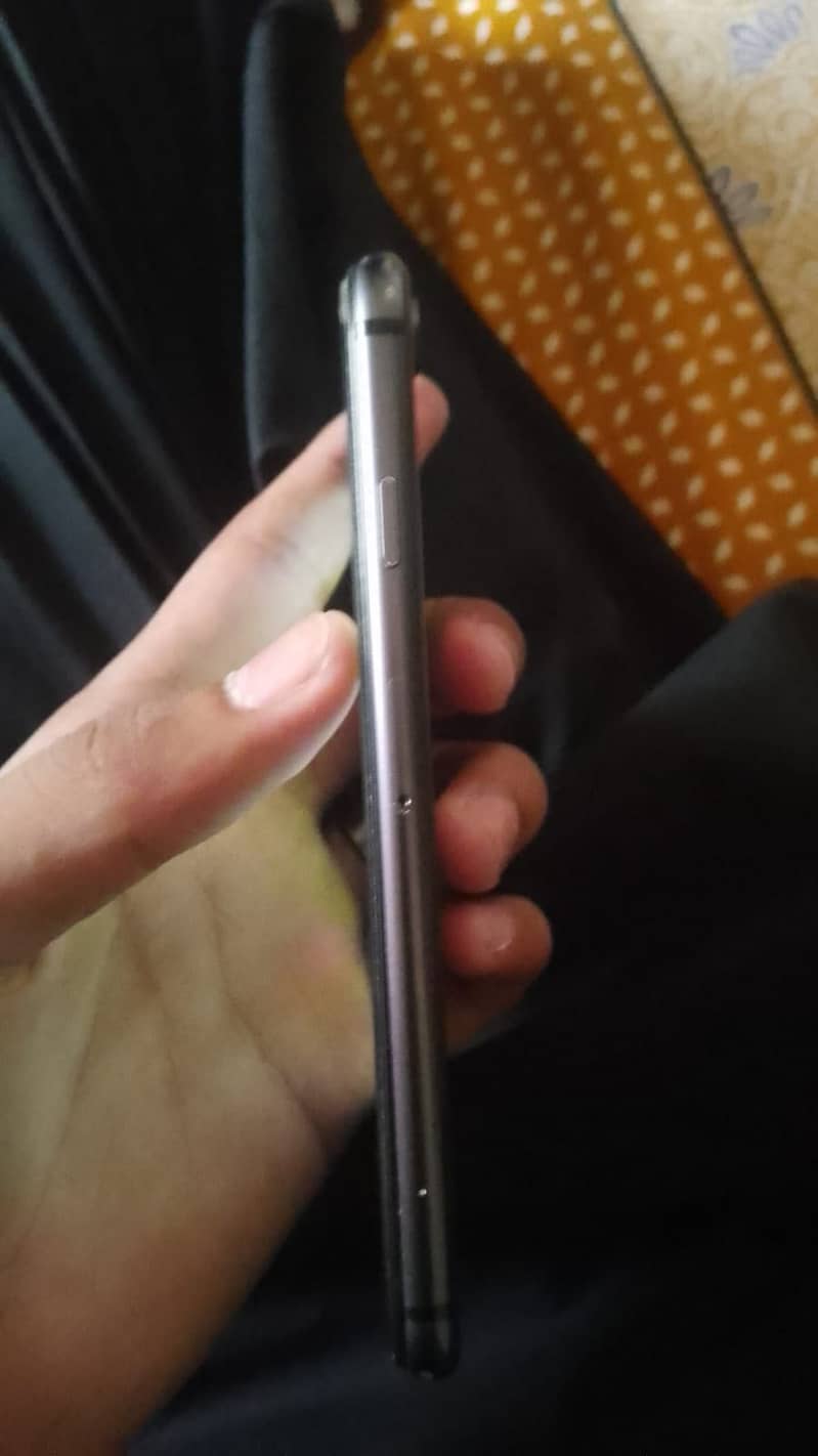 Apple iPhone 8 2