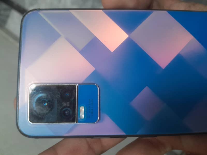 Vivo V21e 1