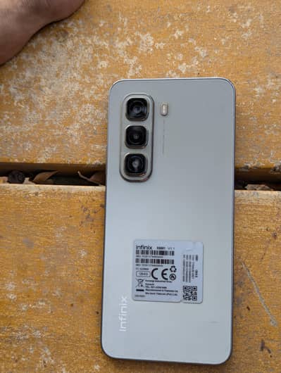Infinix Hot 50 Pro