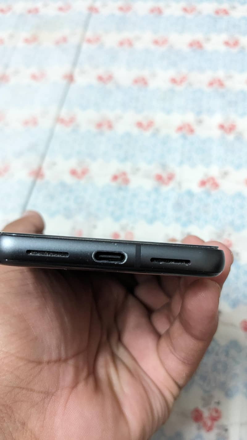 Google Pixel 8 3