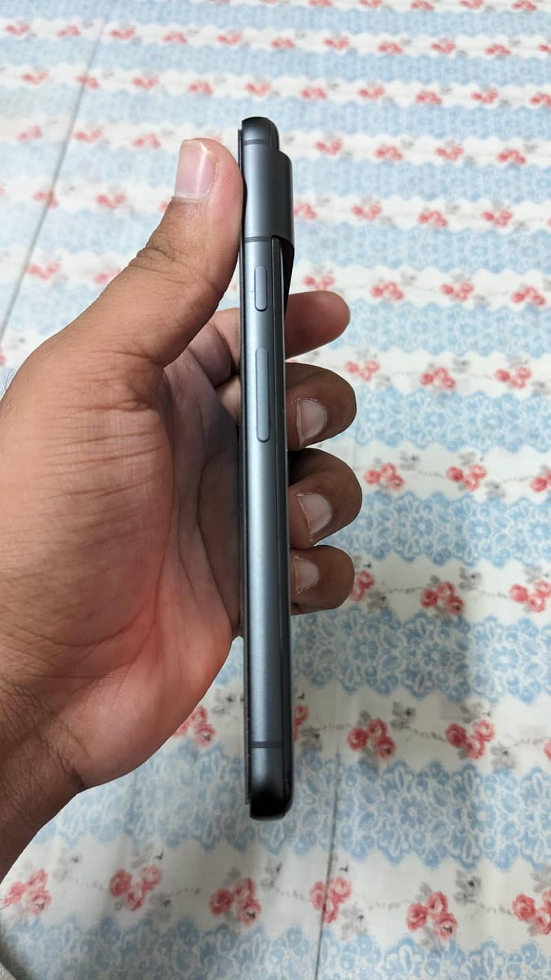Google Pixel 8 6