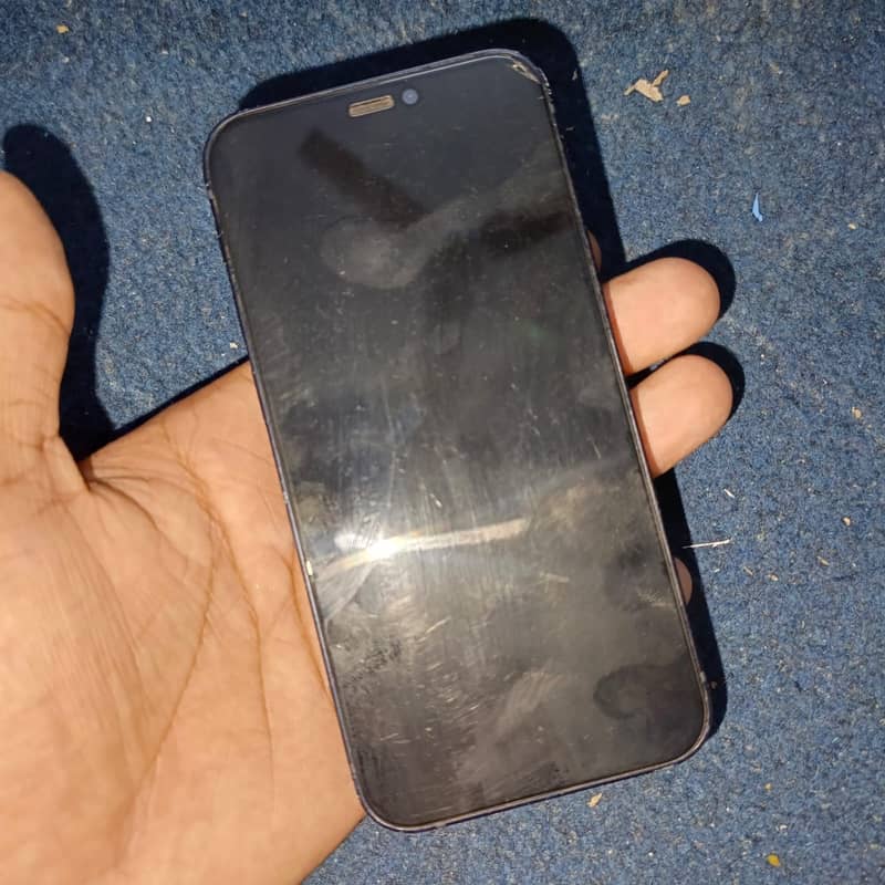 Apple iPhone 12 mini 0