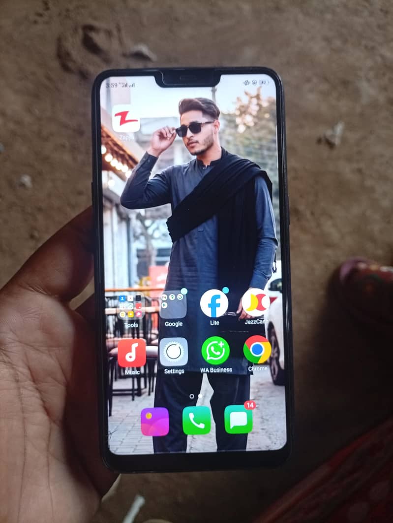 OPPO A3s 0