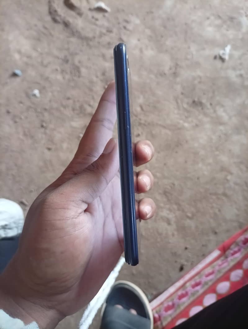 OPPO A3s 3